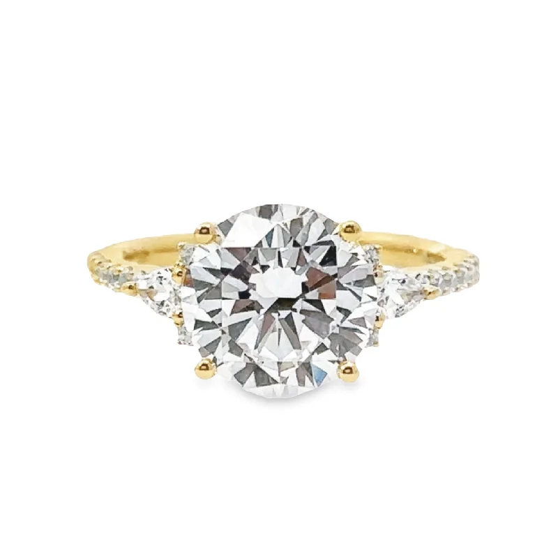 Padis Classique Diamond Engagement Ring