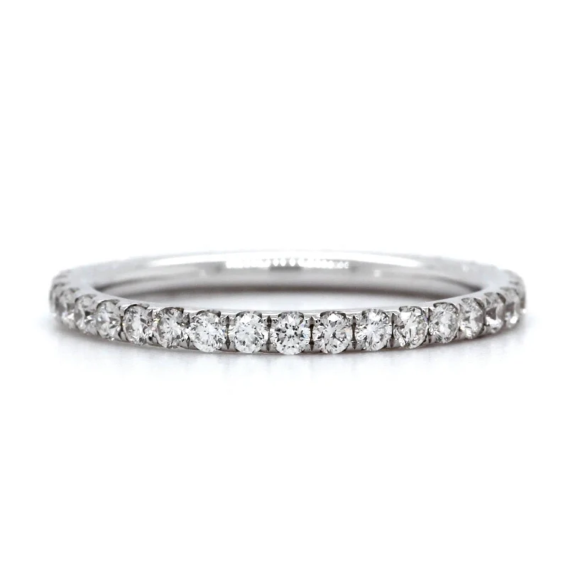 18K White Gold Shared Prong Diamond Eternity Band