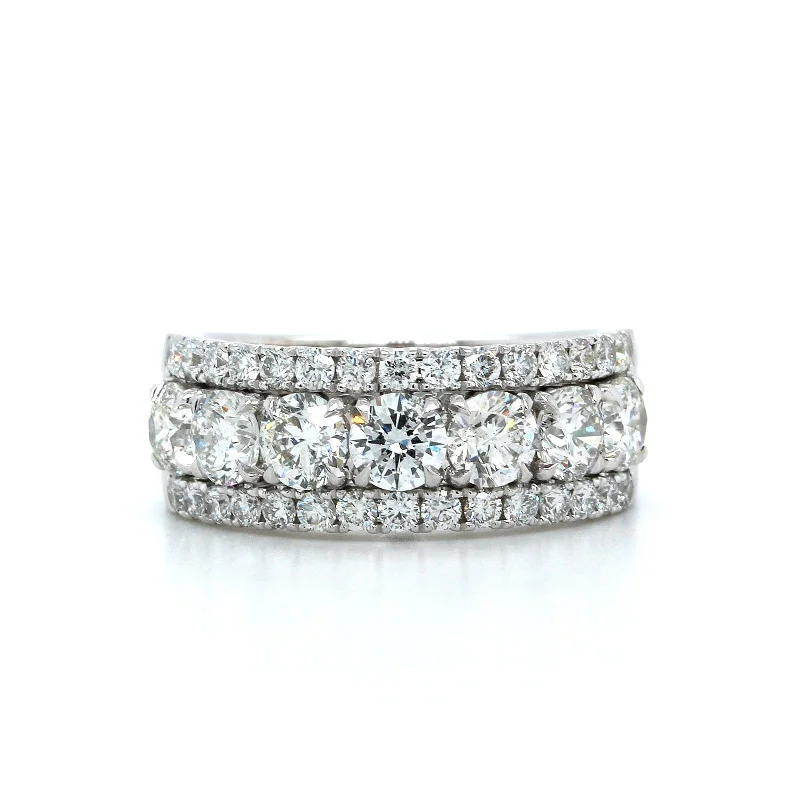 18K White Gold Three-Row Diamond Band