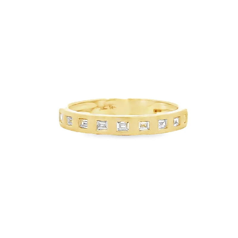 Shy Creation Yellow Gold Diamond Wedding Band